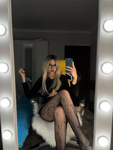 Ева Студентка Массажистка Зеленоград